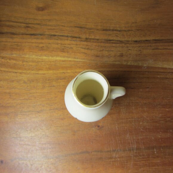 W.H. Goss crested heraldry china vintage Town of Dover (GC076 Grace) - Picture 4 of 9